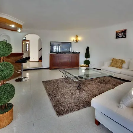 Cristin Villa Albufeira